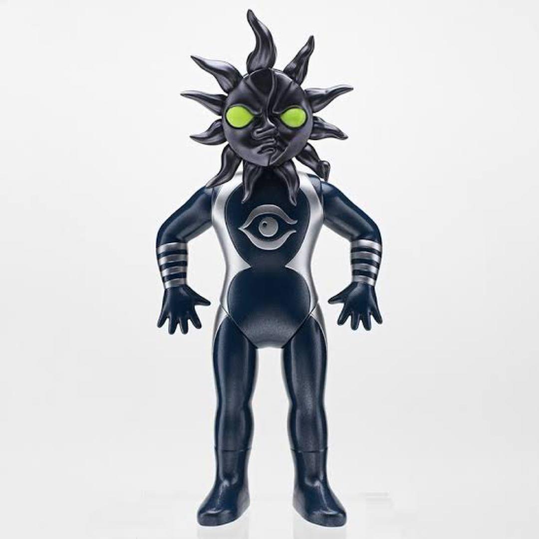 超復刻版タローマンソフビ人形 (ブラックタローマン) / タローマン