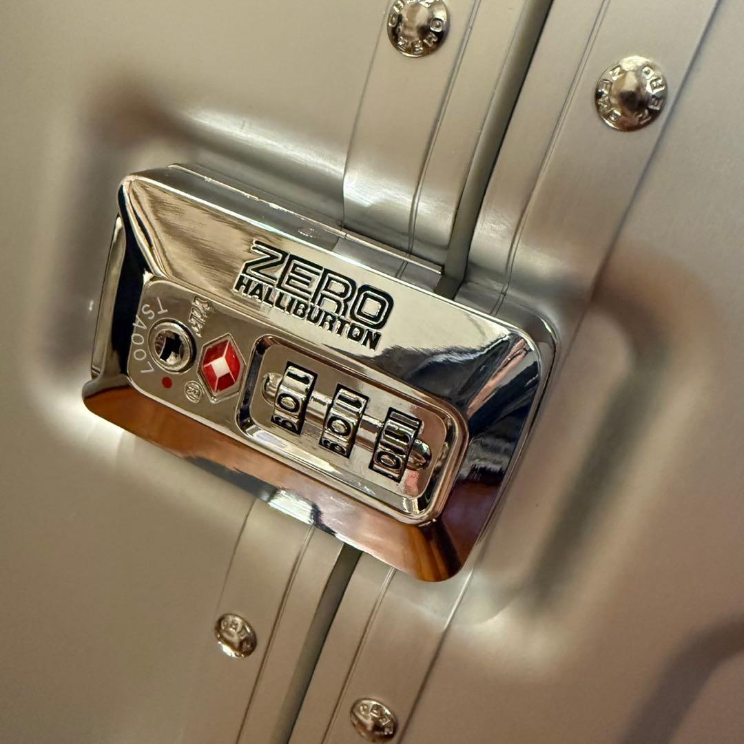 GeoAluminum3.0|28 SpinnerTravelCase 83L