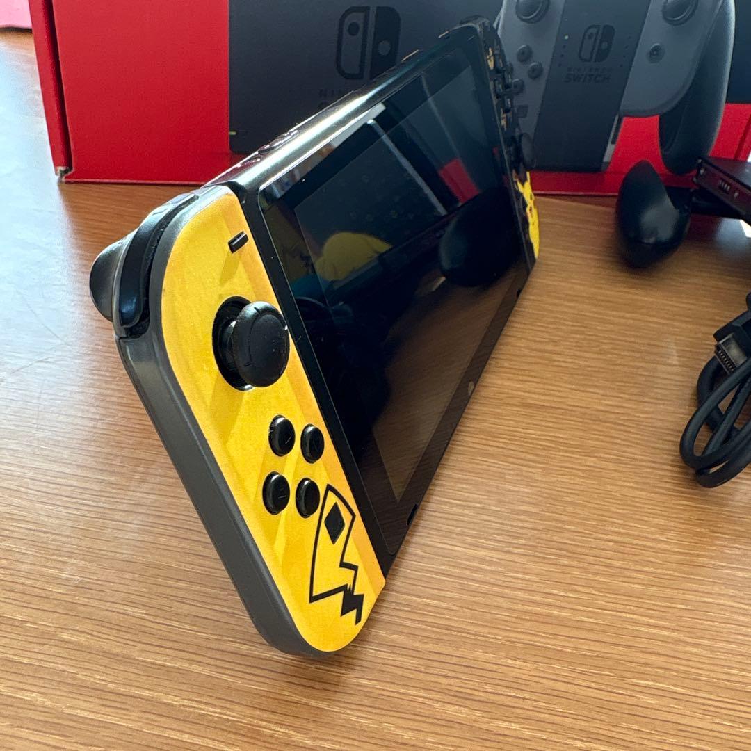 Nintendo Switch ピカチュウデザイン 本体