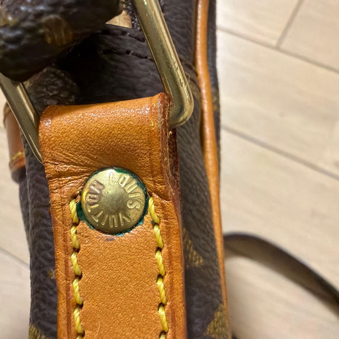 Louis Vuitton モノグラムダヌーブショルダーバッグ