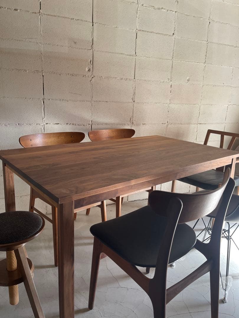 美品　MUJI 無印良品　ダイニングテーブル　ウォールナット 無垢材　木製