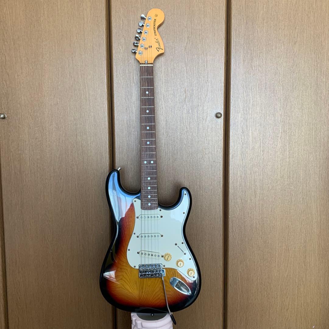 Fender Japan ストラトST72 Eシリアル Fender Japan ST-72 Eシリアル