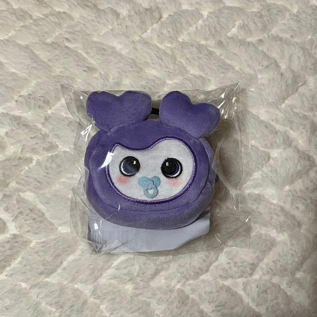 TWICE サブリー イヤホンポーチ - メルカリ