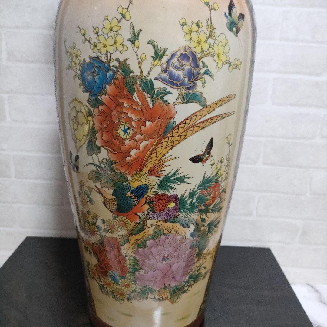 中国美術 大型飾り壺 双耳大花瓶 金彩 美人画 花鳥蝶 豪華爛漫