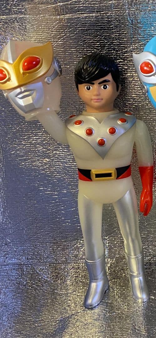 蓄光版 サンダーマスク 27cm 無版権 パチ怪獣 f*7様 蓄光版 サンダー