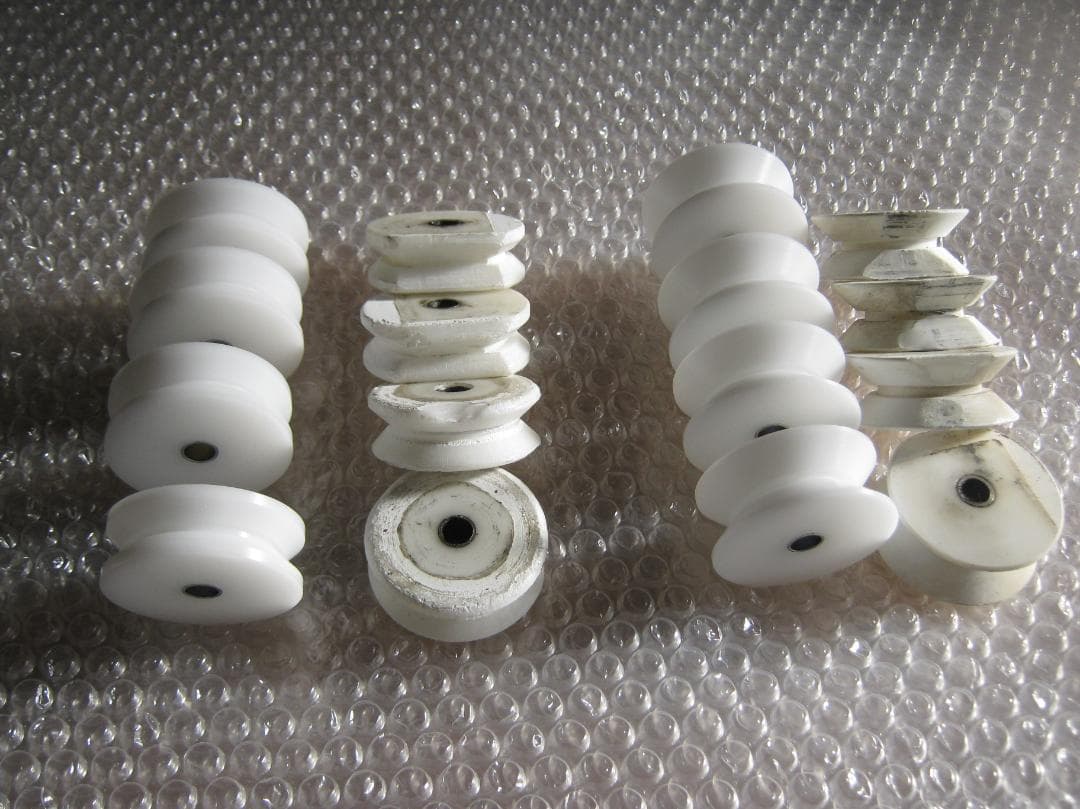 CCT14 CQタワー ガイドローラー 上部4ヶ・下部4ヶ 計8ヶ - メルカリ