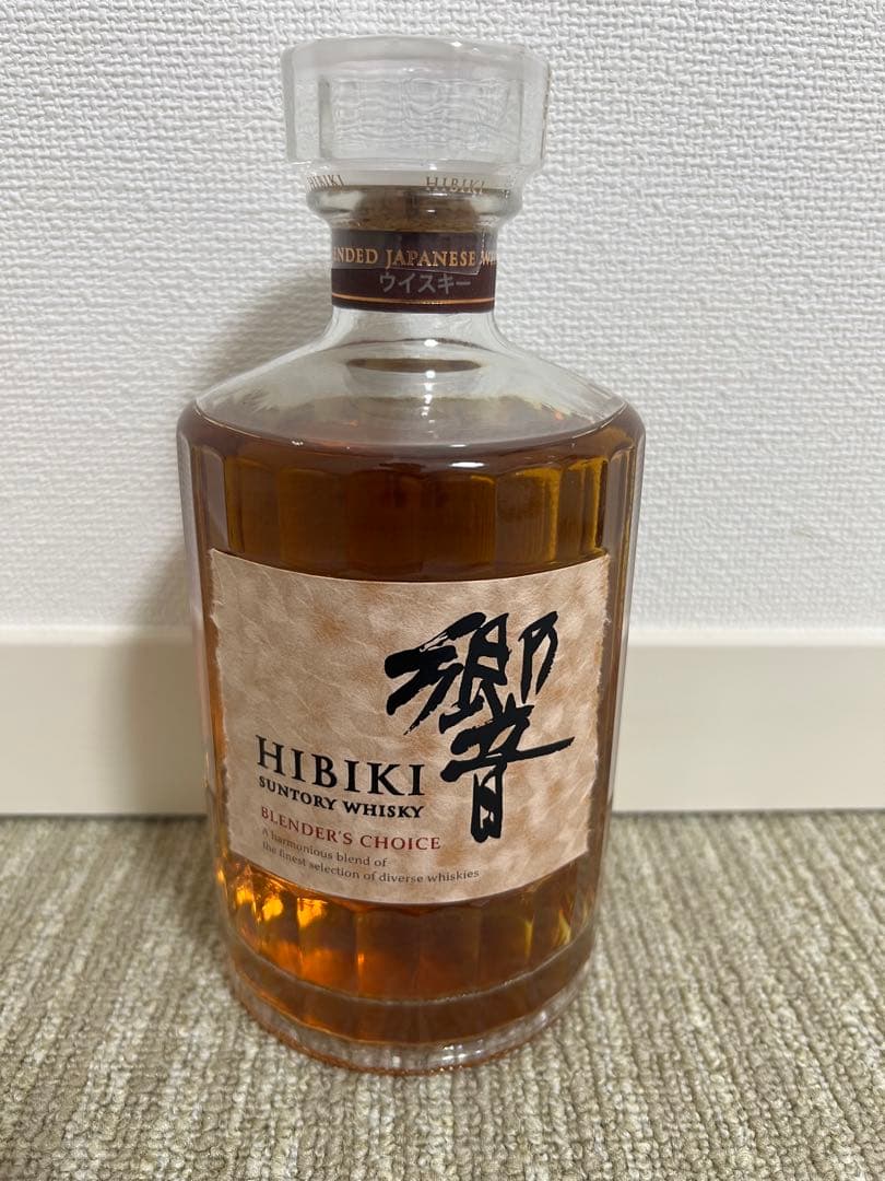 響 Blenders Choice 700ml ウイスキー Amazon.co.jp: Hibiki サントリー ウイスキー 響 BLENDER'S CHOICE