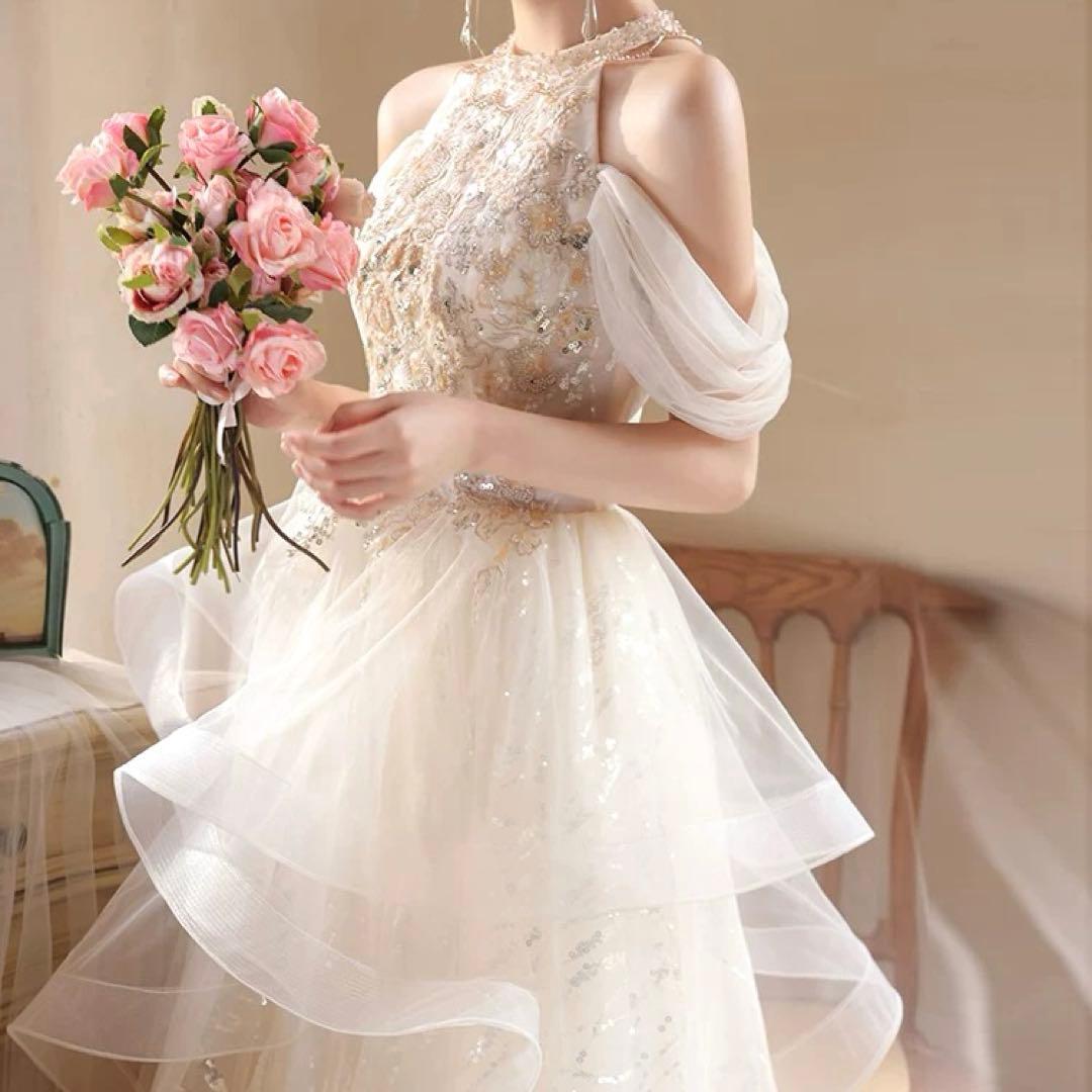 お花のデザインにスカートのフリルが可愛い イブニングドレス