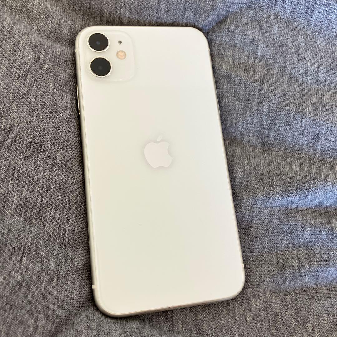 Apple iPhone 11 ホワイト 本体 128