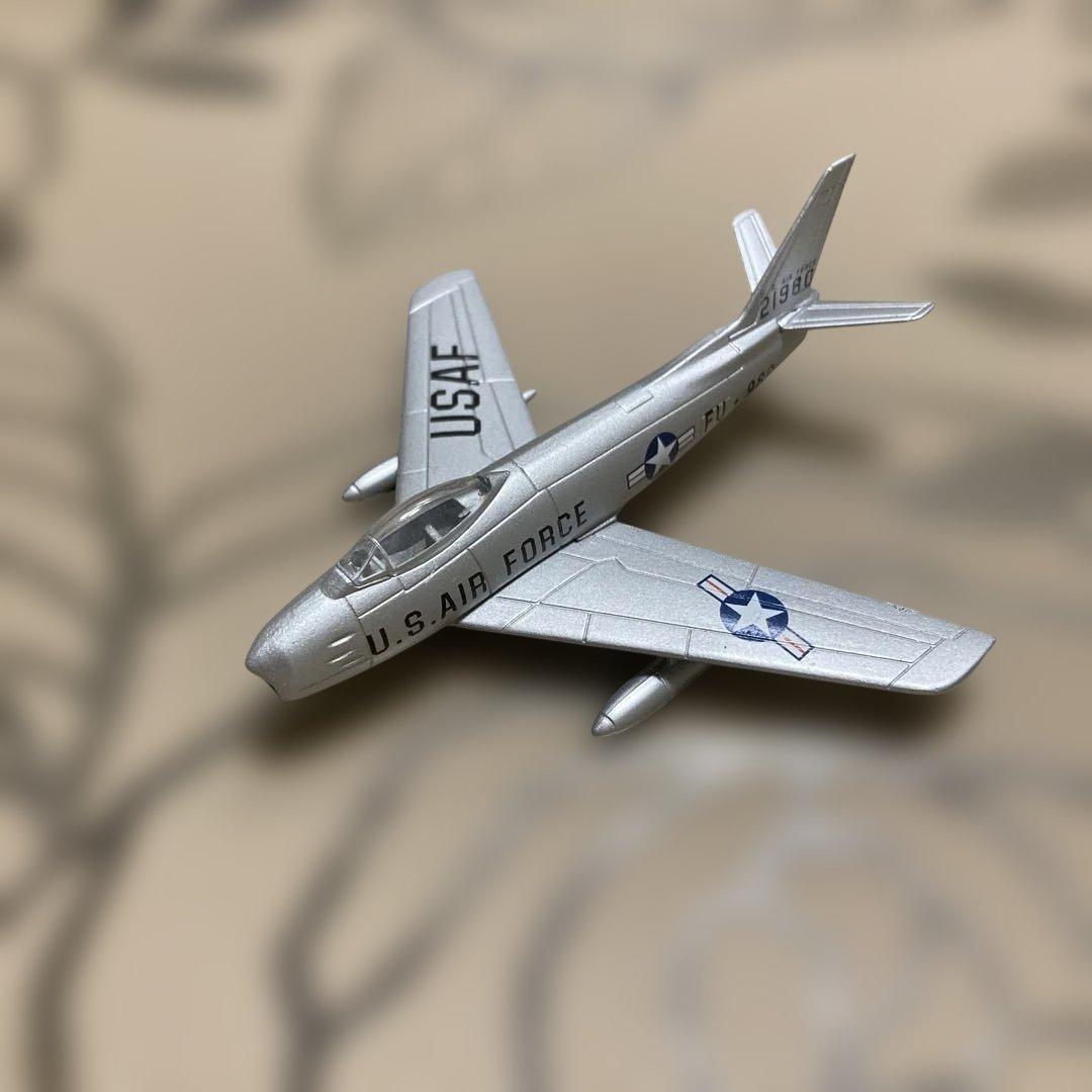 世界の戦闘機 戦闘機ミニチュアセット ガラスケース鏡付き