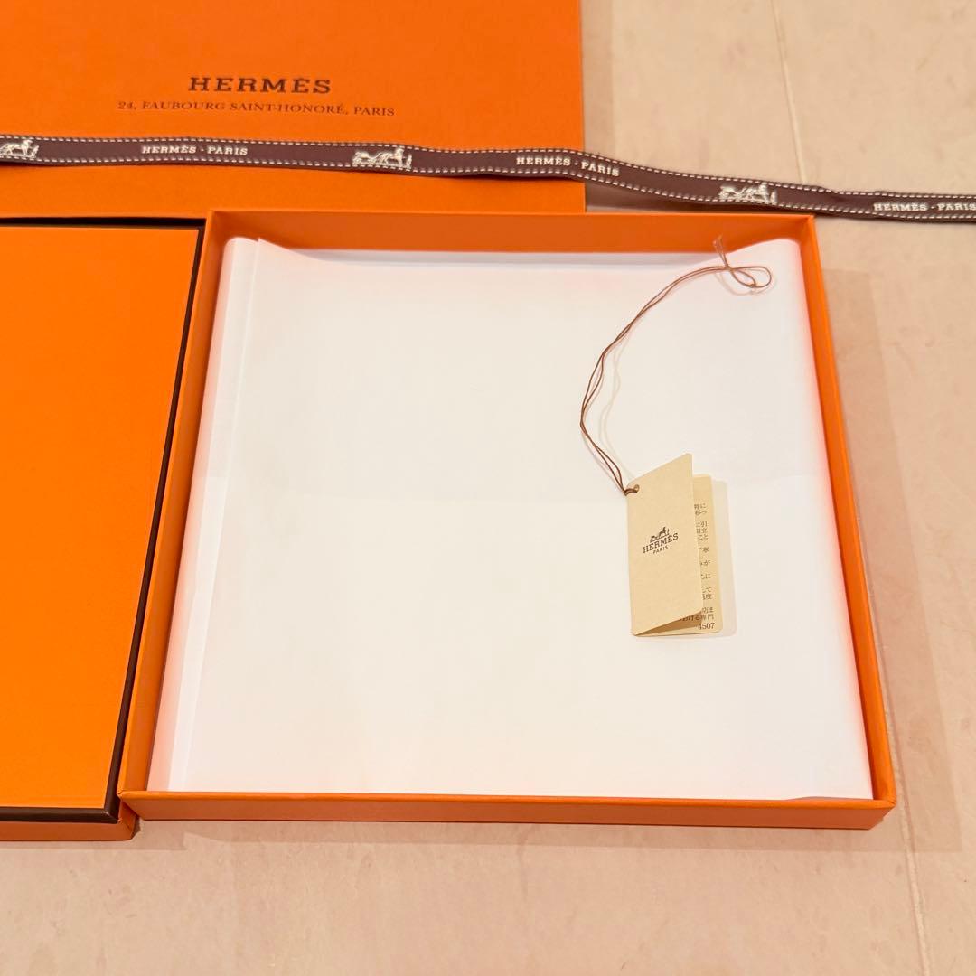 HERMES エルメス カレ70 スカーフ 空箱 オレンジBOX ショッパー - メルカリ