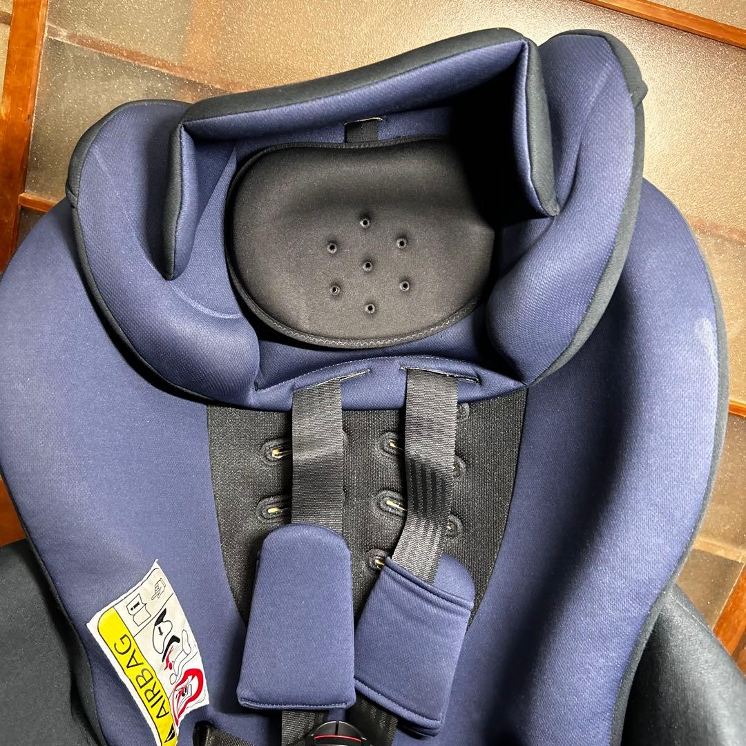 【良品】Aprica Deaturn Plus チャイルドシート ネイビー