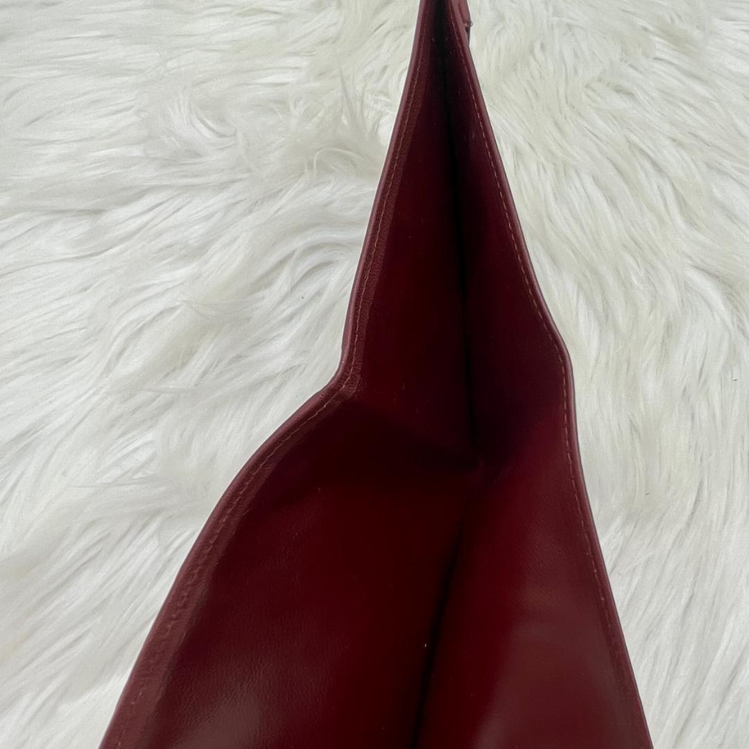 未使用級✨カルティエ　Cartier 三つ折り財布 マストライン　レザー