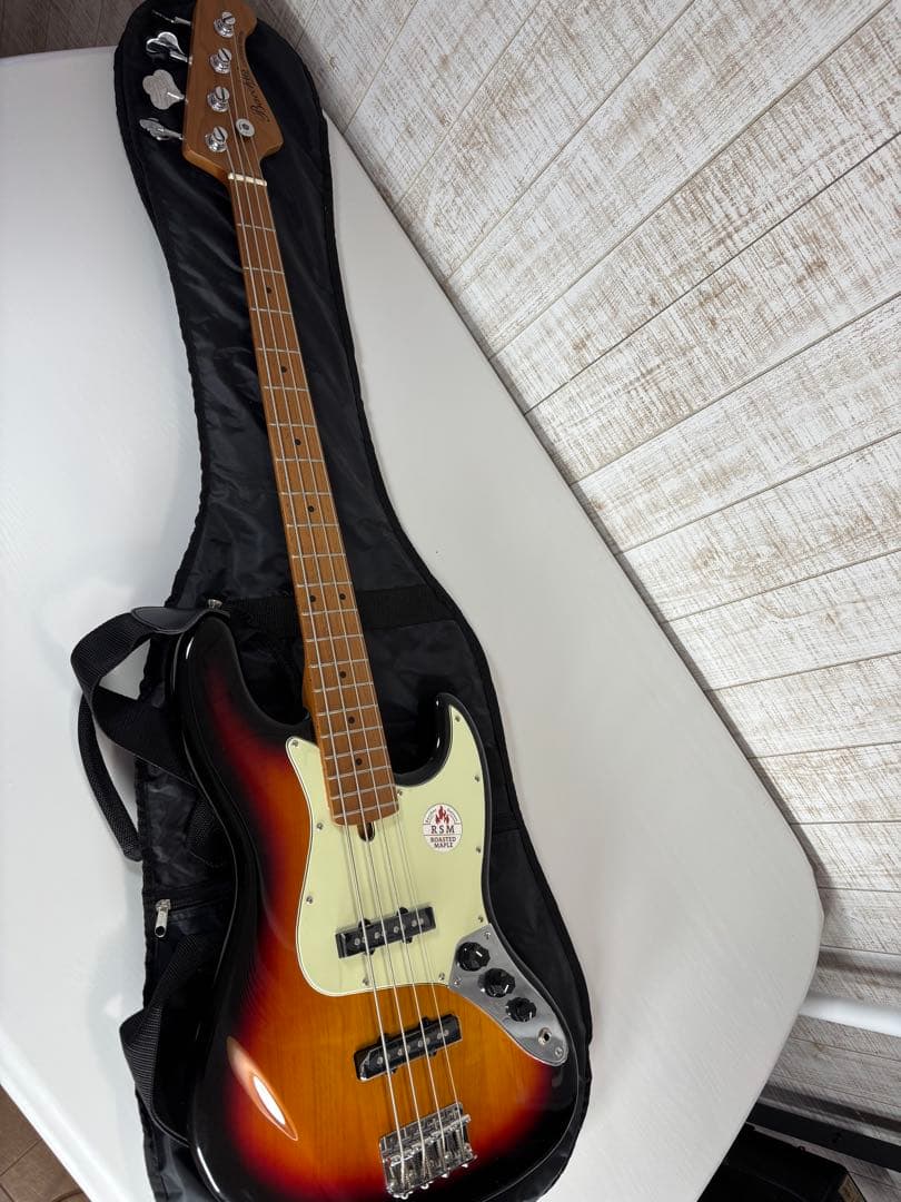 極美品】buccus エレキベース 4弦BJB-1-RSM/M