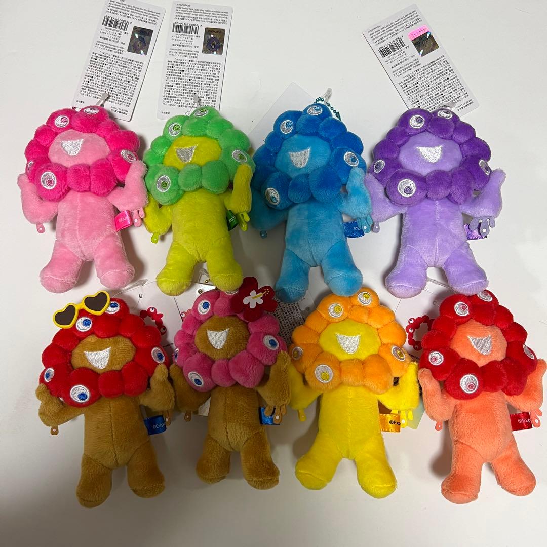 最安値) 日焼けミャクミャク推しカラーミャクミャク ボールチェーン