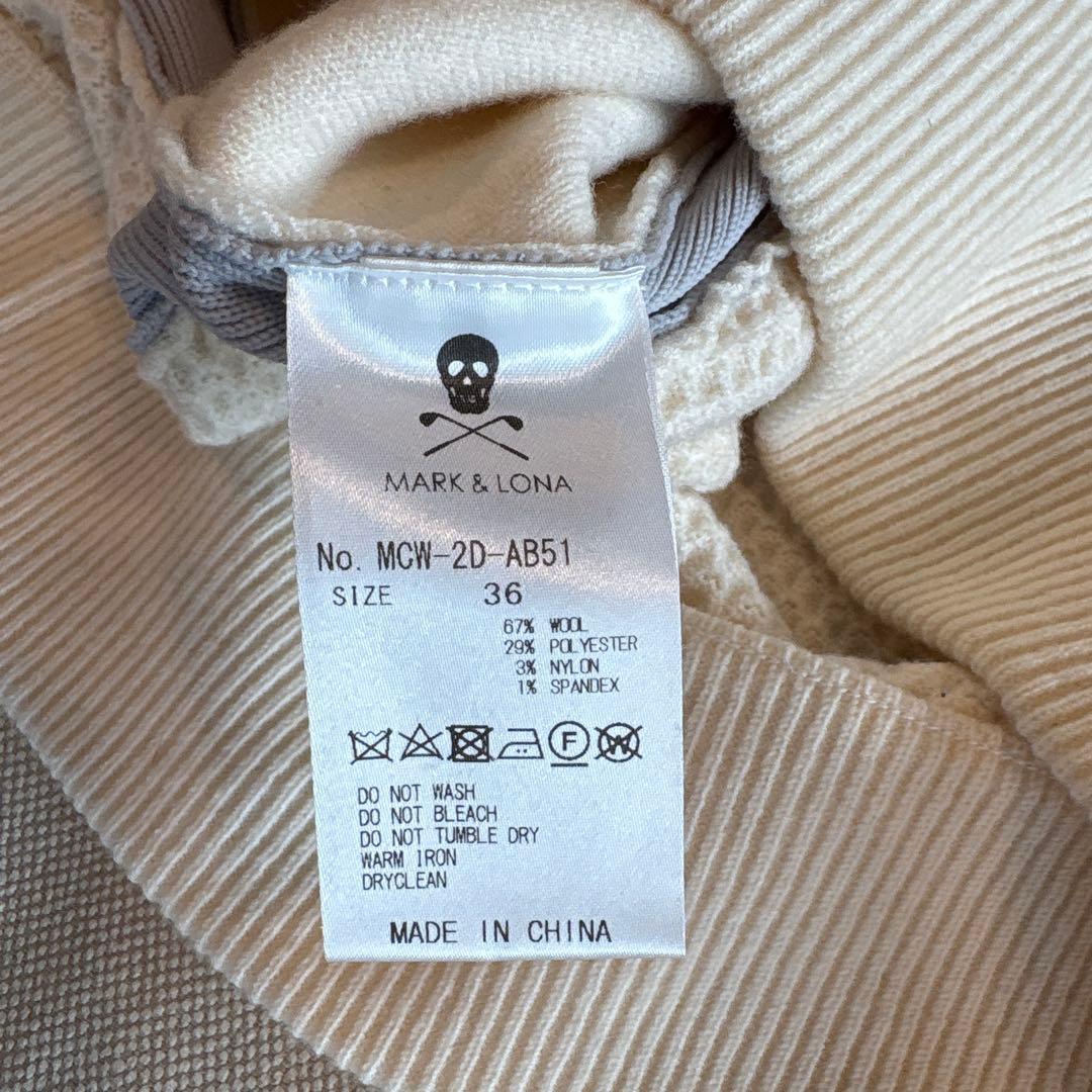 マーク＆ロナ　オフホワイトセーター　美品‼️