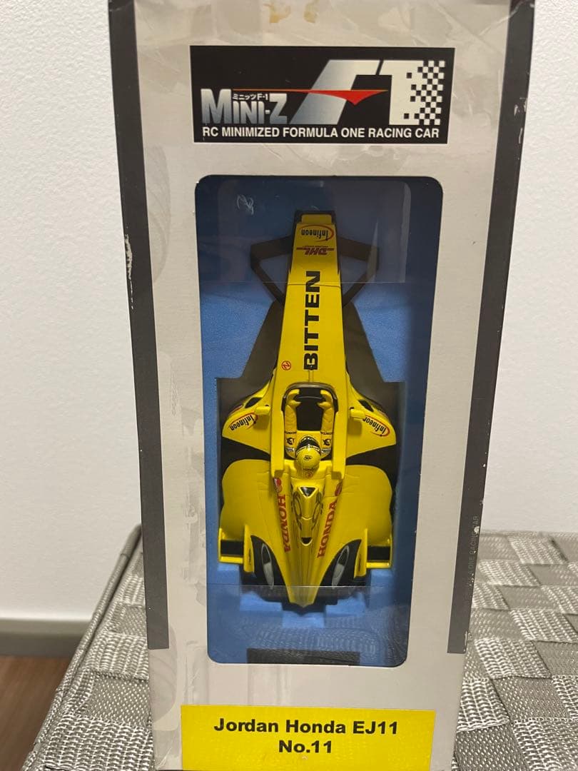 【希少】京商ミニッツF1 2.4GHz シャーシ&ボディ(3台)•ホイールセット