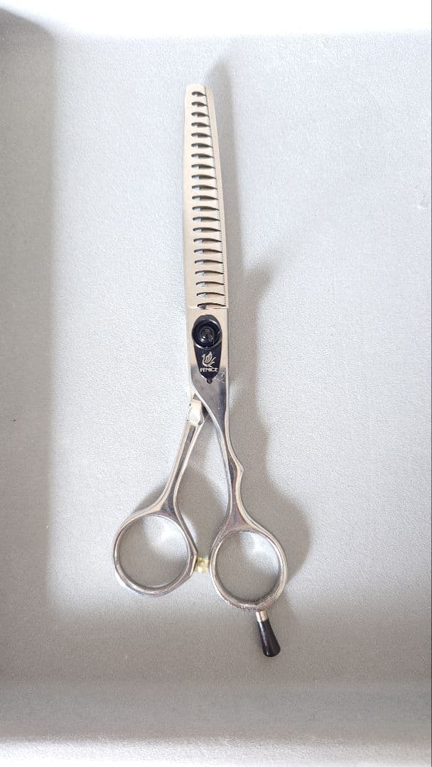 2025年最新】beards シザーの人気アイテム - メルカリ 【ビアーズ