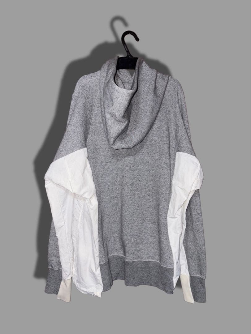 s*p様 NIKE ×sacai フード付きグレー/ホワイトパーカー　コラボ