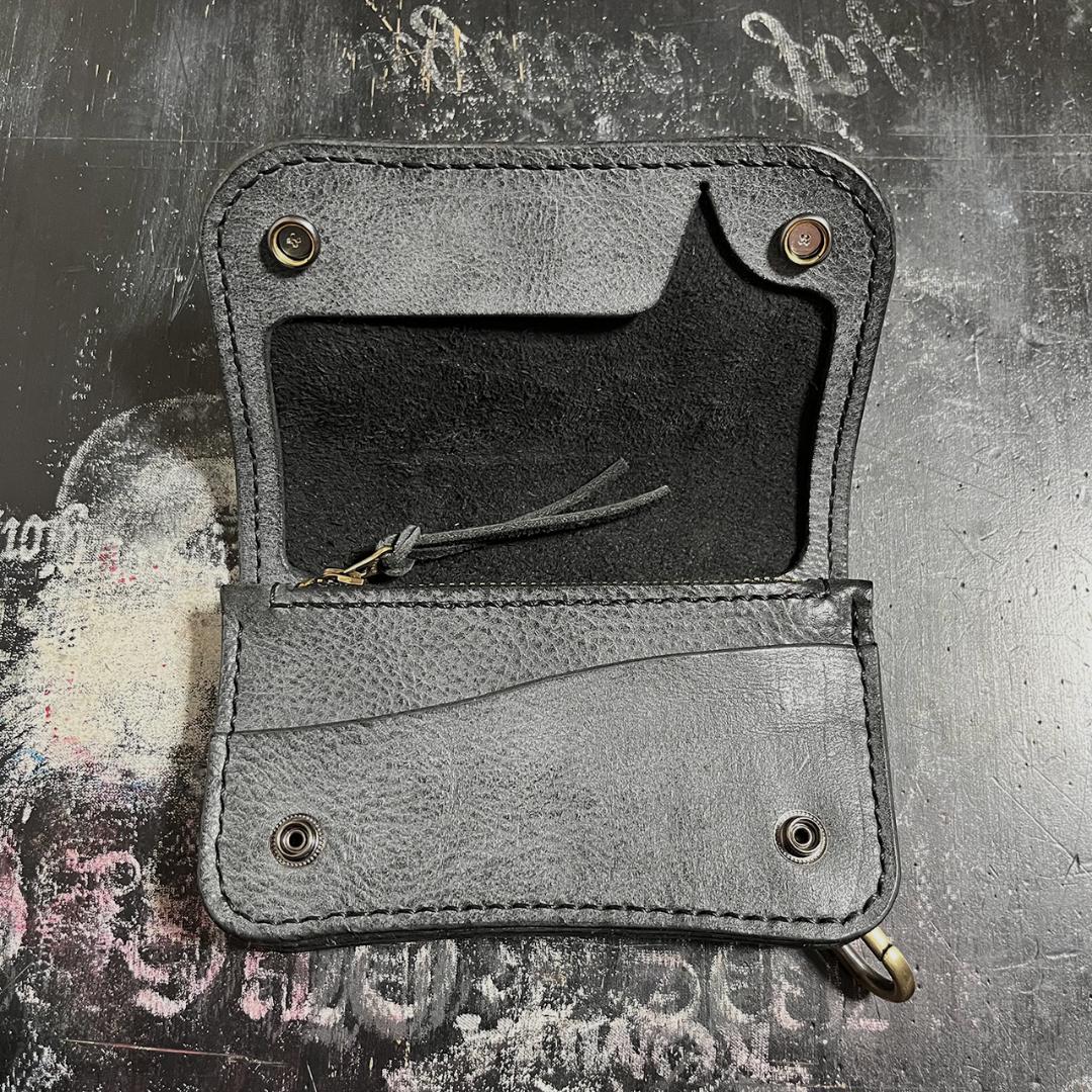 トラッカーウォレット ブラックにエイジング ミドルトラッカーウォレット #335