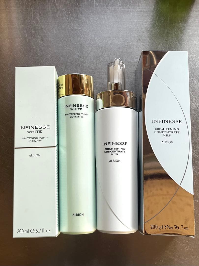 DRデヴィアスプラチナモイストエマルジョン 薬用乳液125ml 2本セット