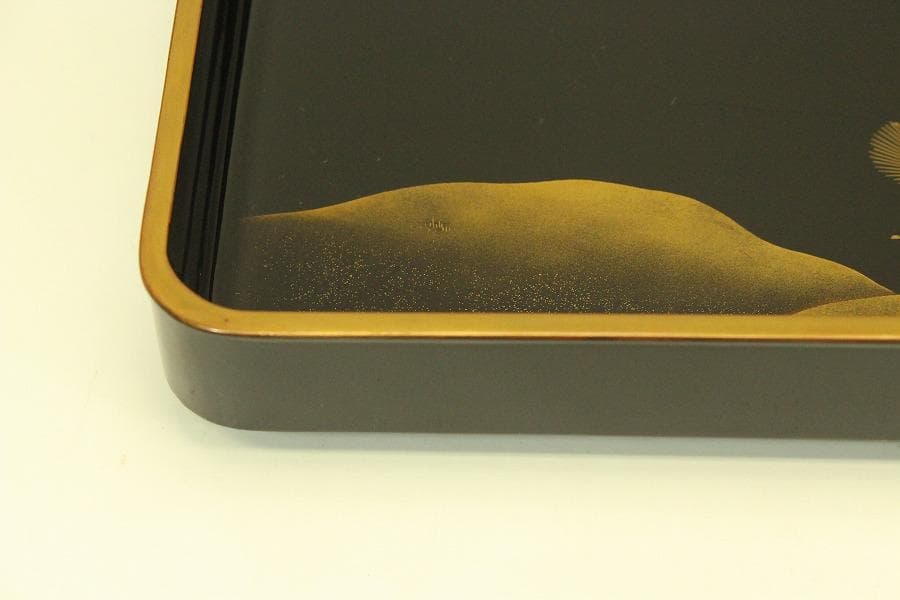 松上鶴蒔絵 四方盆 時代物(A981)