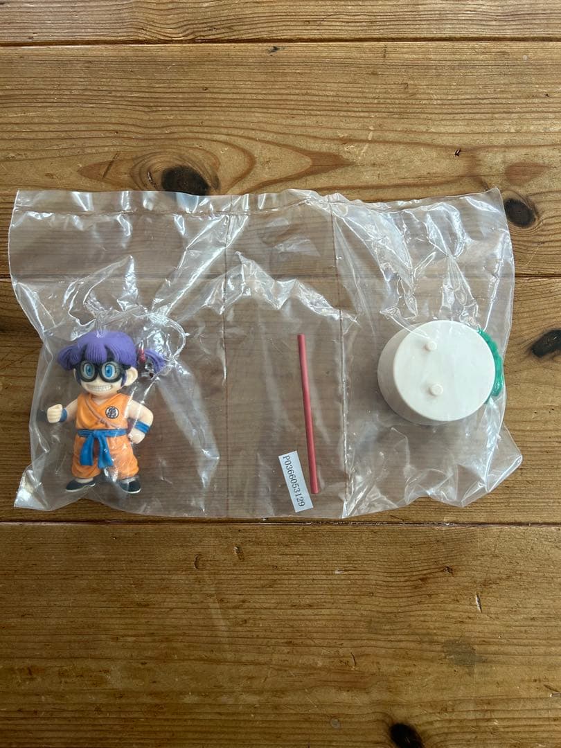 アラレちゃん　フィギュア