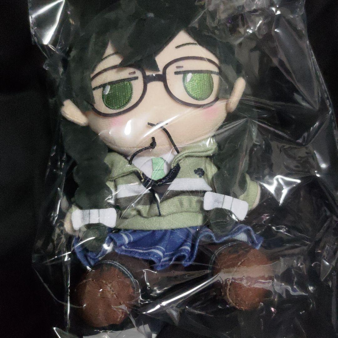 花隈千冬 おすわりぬいぐるみ