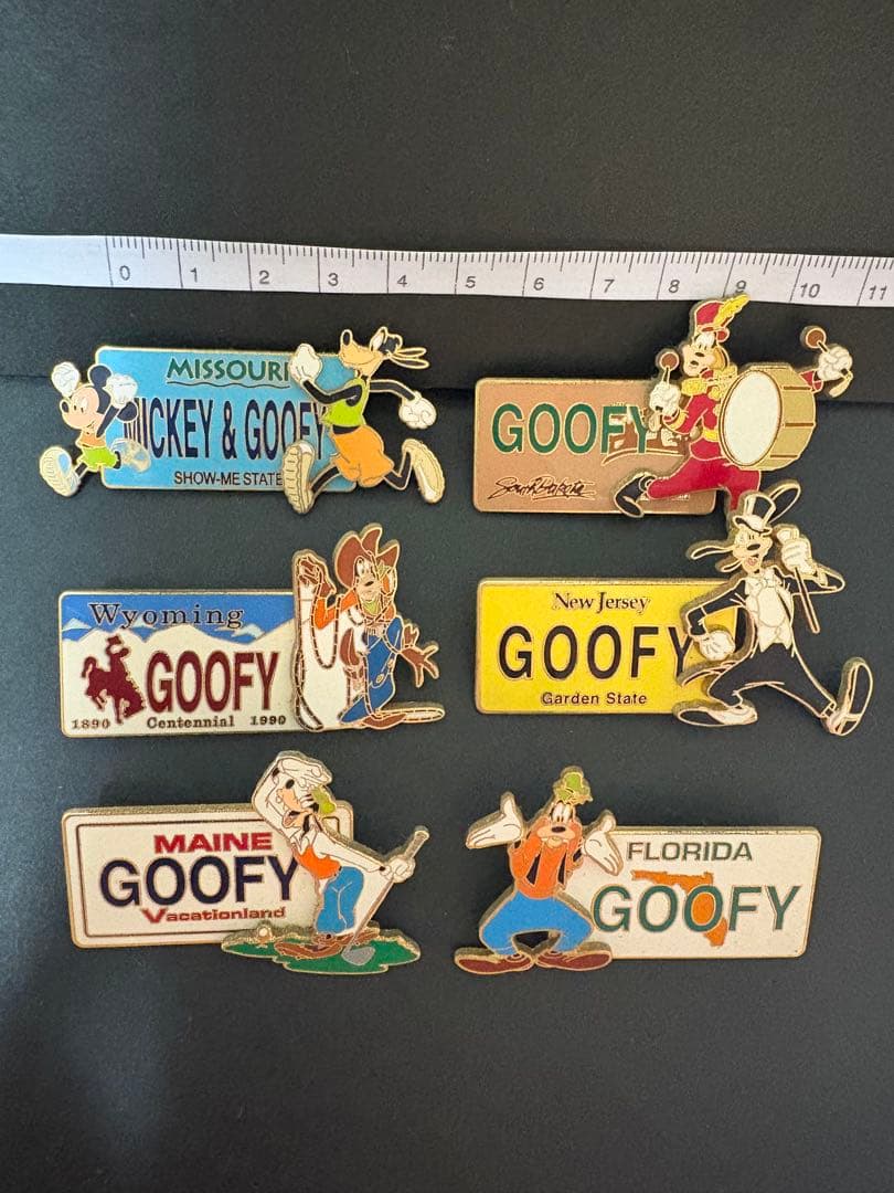 限定2000個】ディズニーストア グーフィー アメリカ州 ピンバッジ