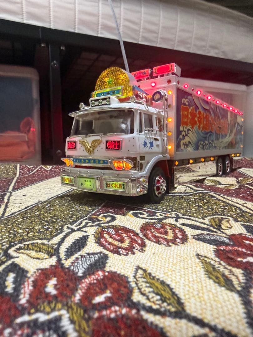 トラック野郎 78年公開作品 突撃一番星 新品未使用ですが動作確認済み