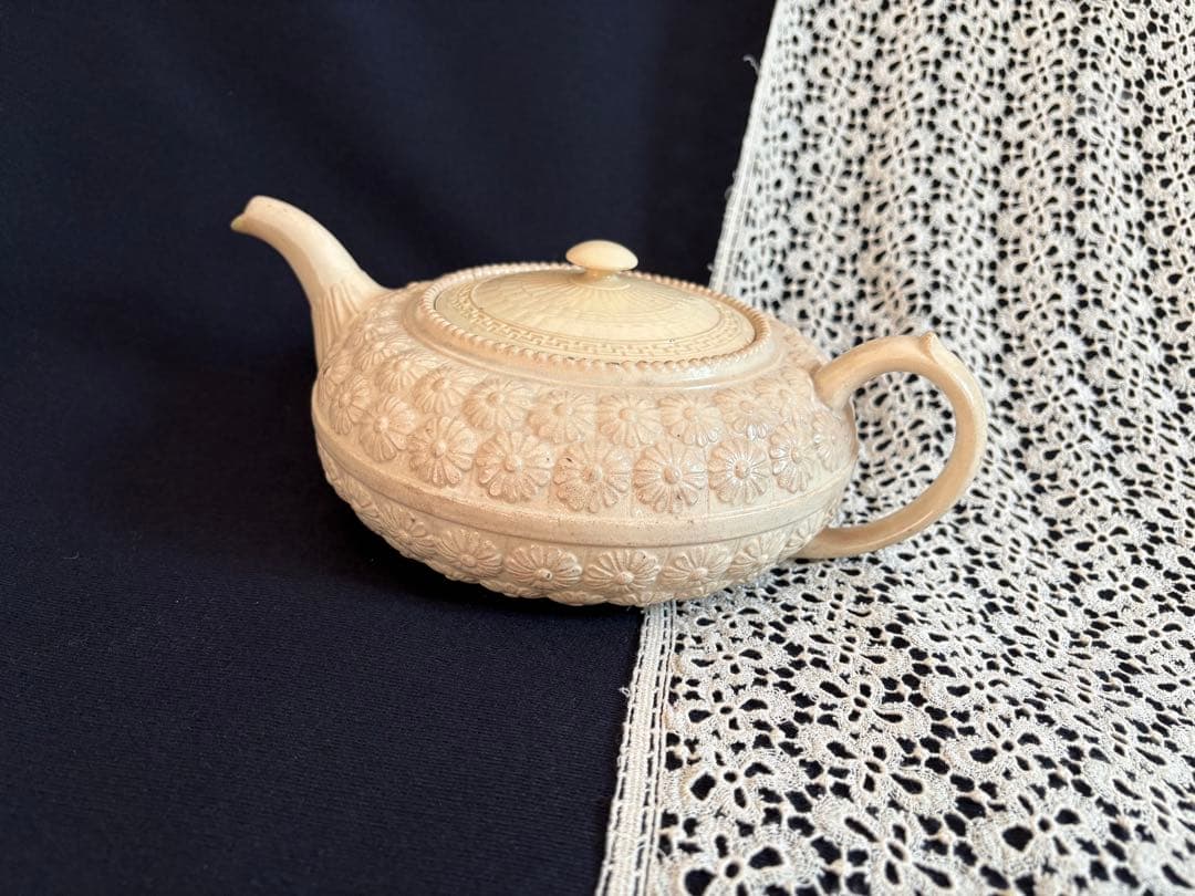 レア・希少】ボルドー窯 マーガレットレリーフ蓋付きピシェ フランス