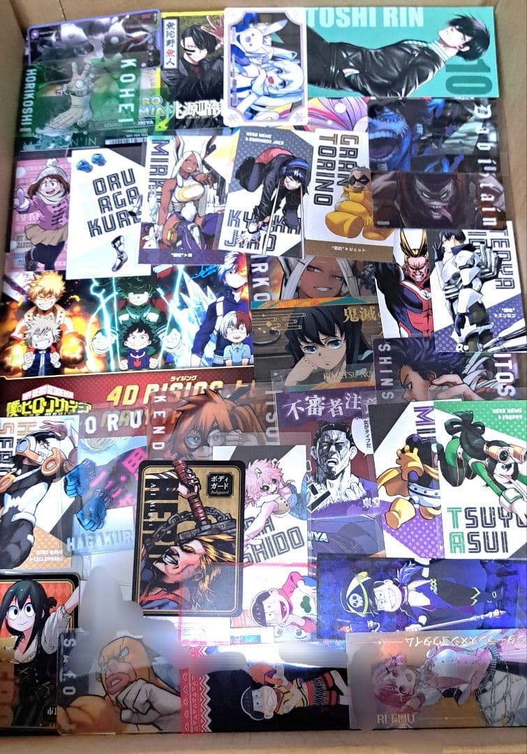 紙類　アニメ　ゲーム　まとめ売り　大量　ノンジャンル