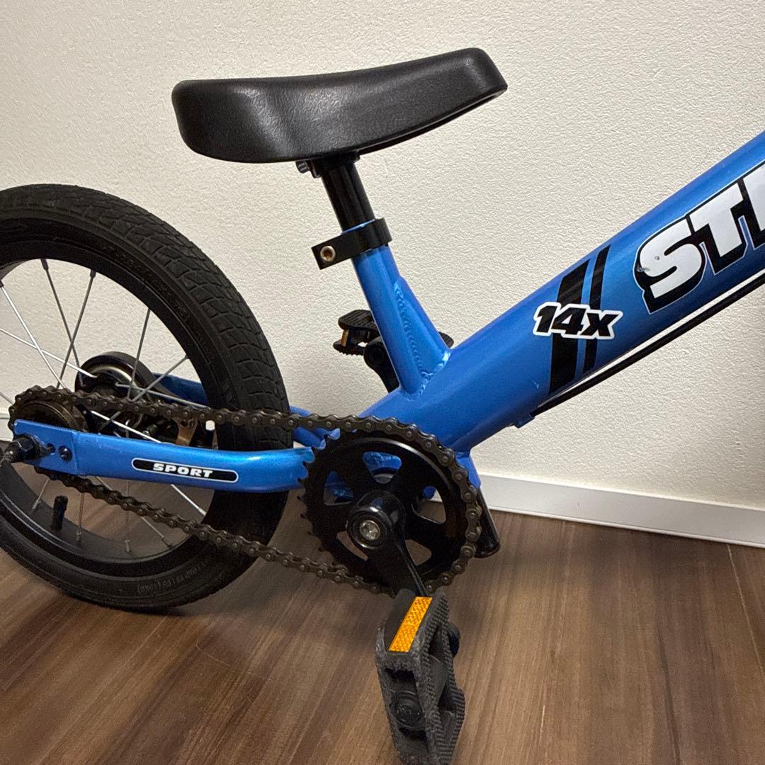 美品 ストライダー 14X スティールブルー 青 キッズ 自転車 キッズバイク