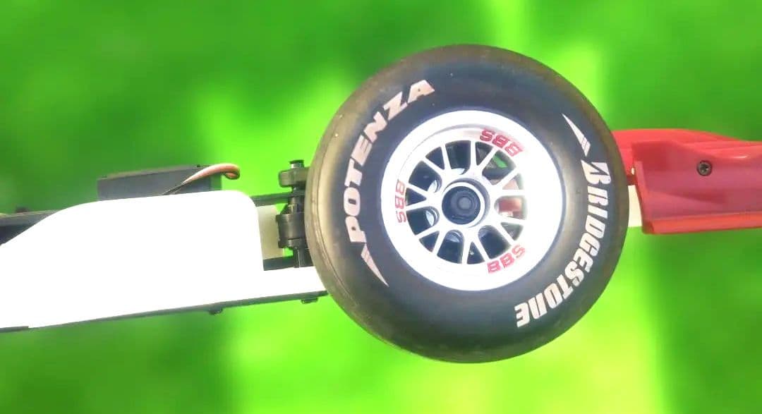 ディアゴスティーニFerrari F2004エンジンラジコンカー大量部品セット