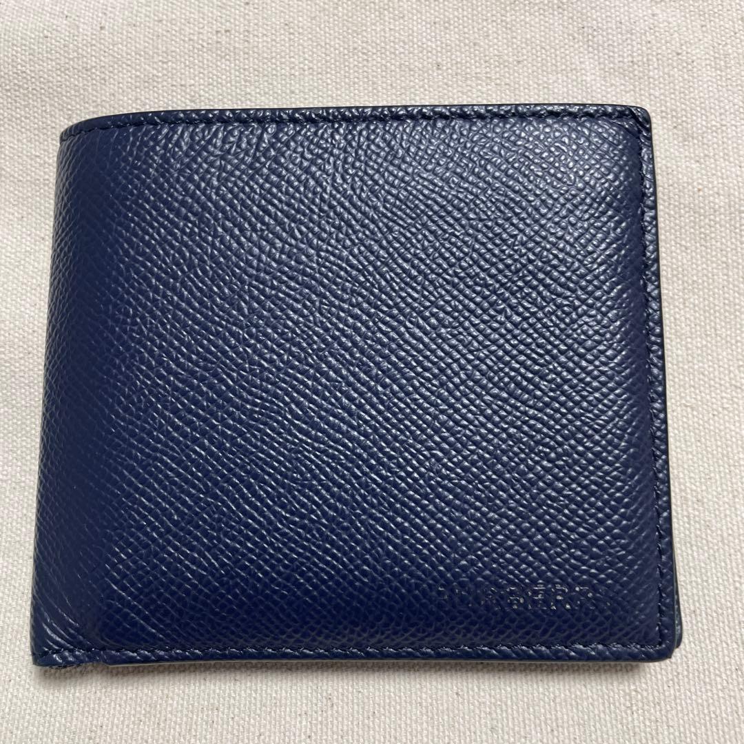BURBERRY ネイビー レザー 二つ折り財布
