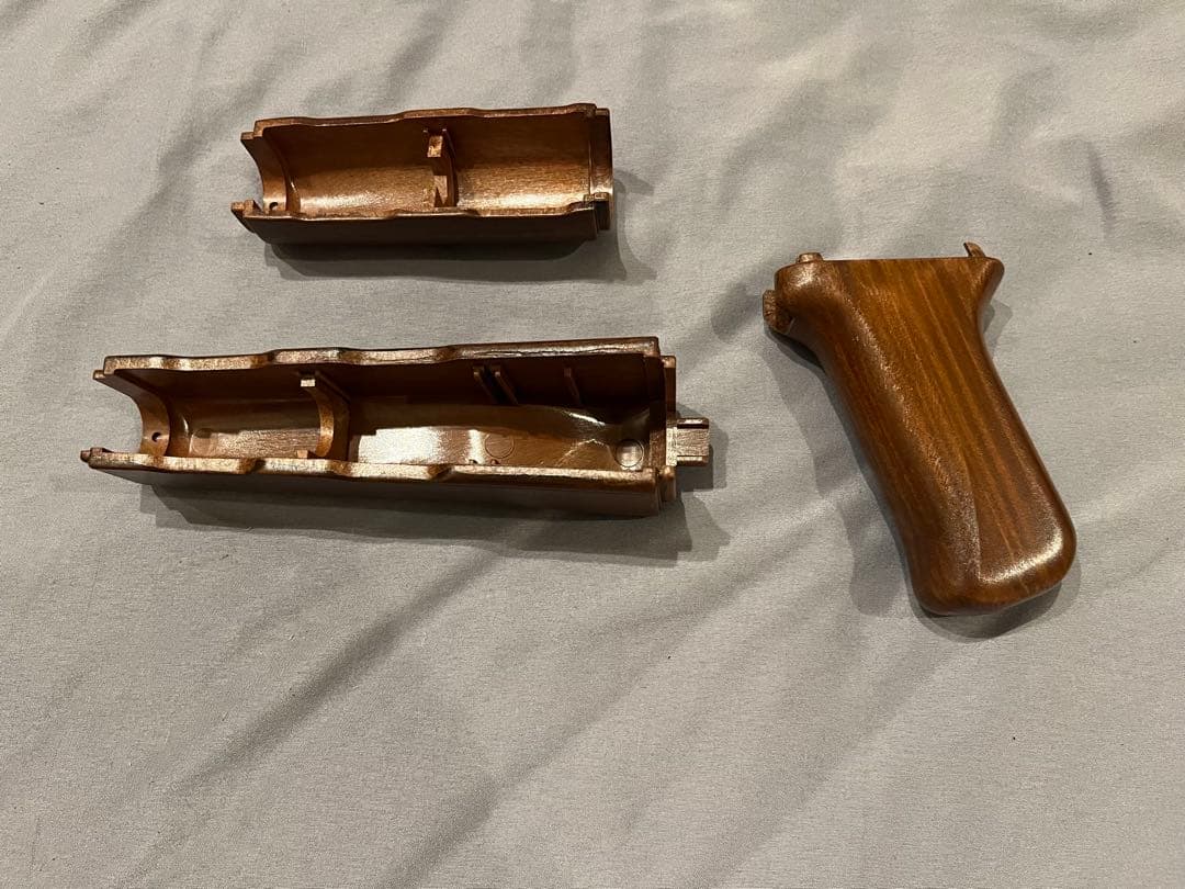 東京マルイAK-47S スタンダード電動ガン 木製グリップ・ハンドガード