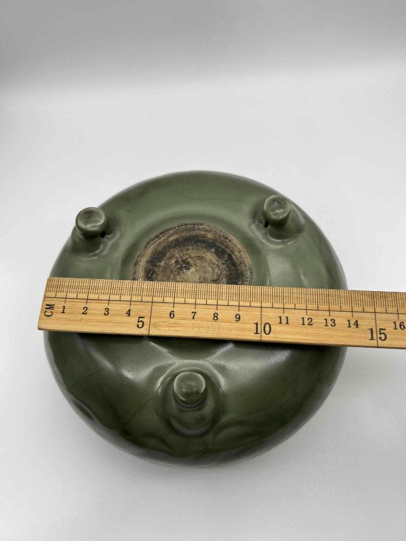 明時代 青磁 龍泉窯花卉文簋形香炉(E-75)