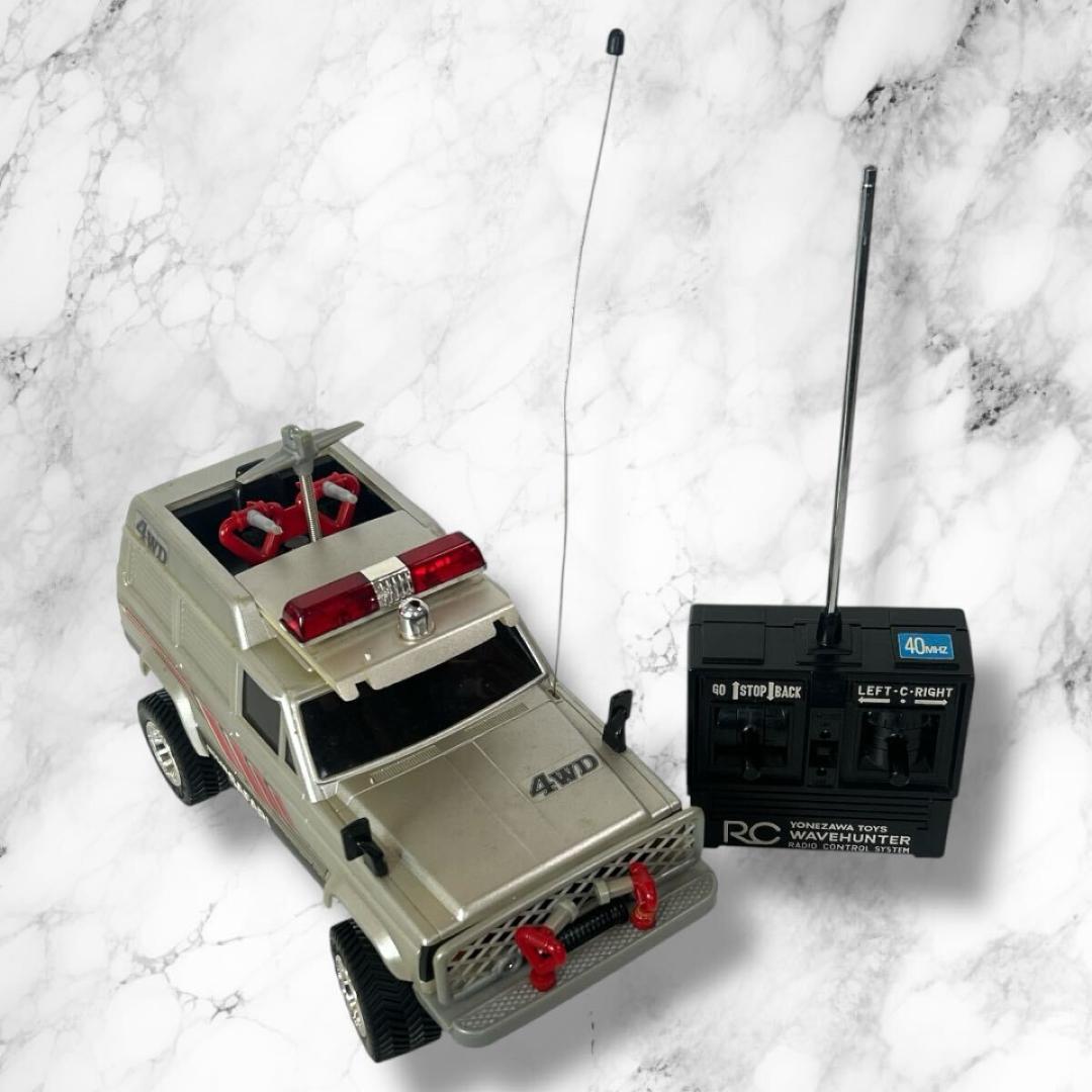 西部警察 NISSAN SAFARI 4WD ニッサンサファリラジコン