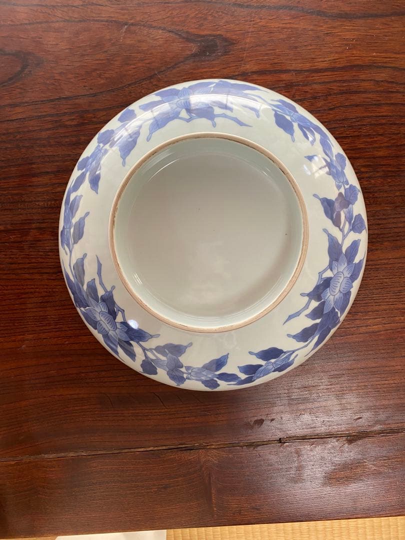 鍋島風 伝統的な模様の大皿 直径約30cm 二重箱の通販はau PAY