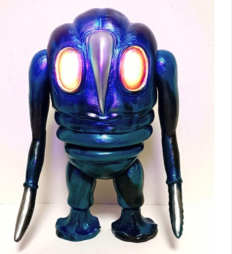 Marmit マーミット　スカルヘッドバット 恐怖のマグラン星人　ソフビ　蓄光