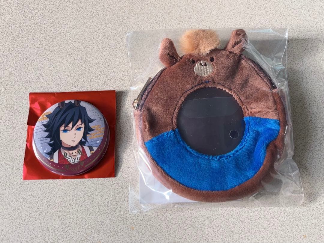 鬼滅の刃 干支2026 午年 缶バッジ&缶バッジポーチ冨岡義勇 - メルカリ