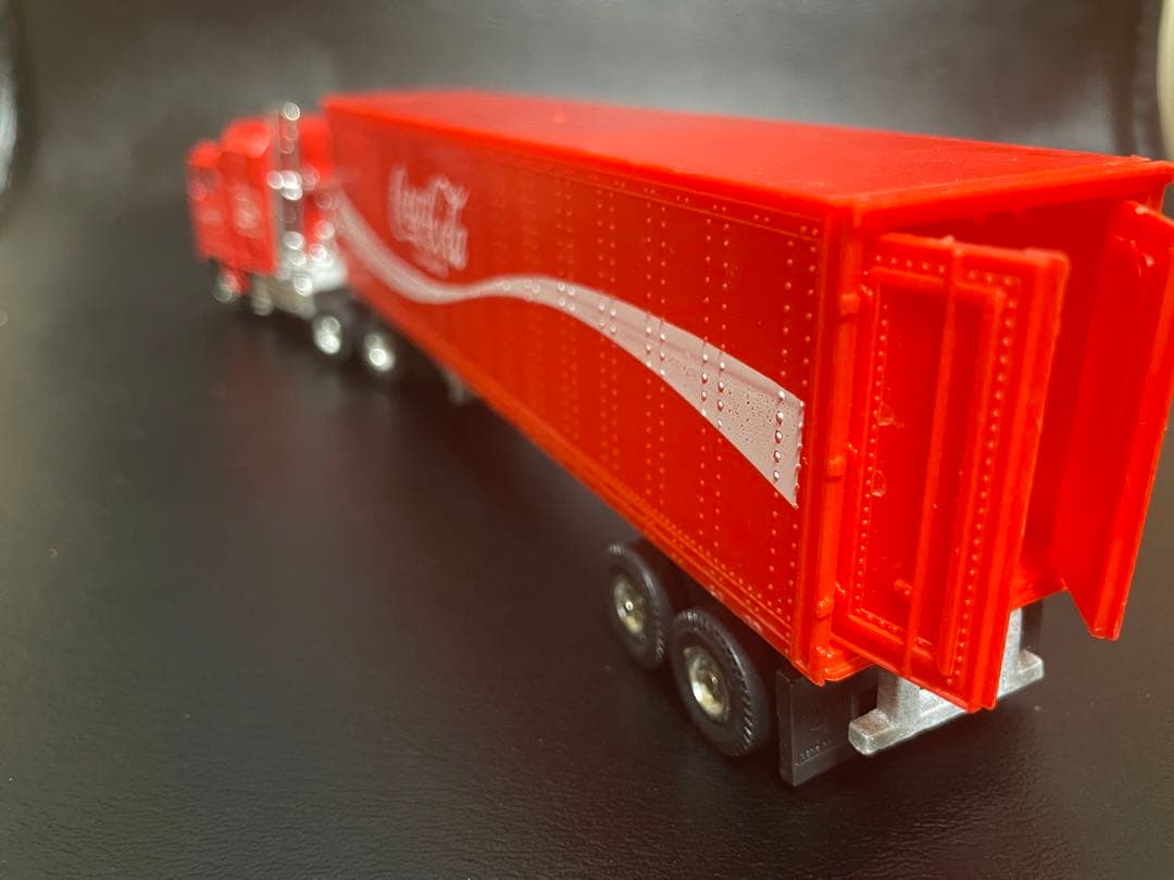 コカコーラ ダイキャストメタル 4PIECE TRUCK SET