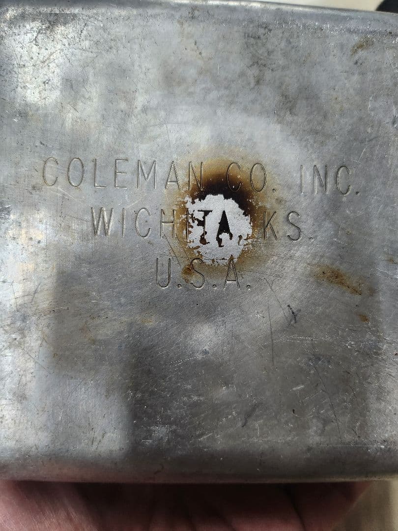 PEAK 1 Colemanマルチフューエルストーブ　オプションケース付動作品