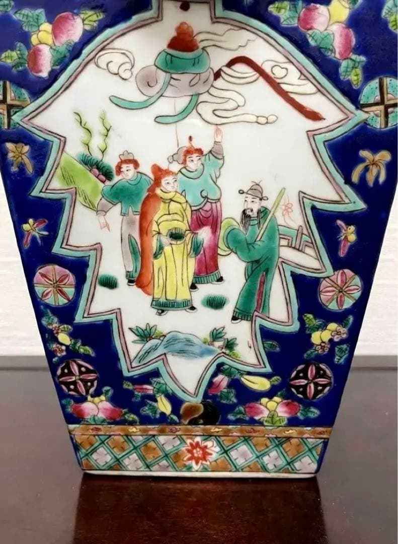 中国 清时代 粉彩 色絵 花鳥人物図 双耳四方瓶 古玩 古美術