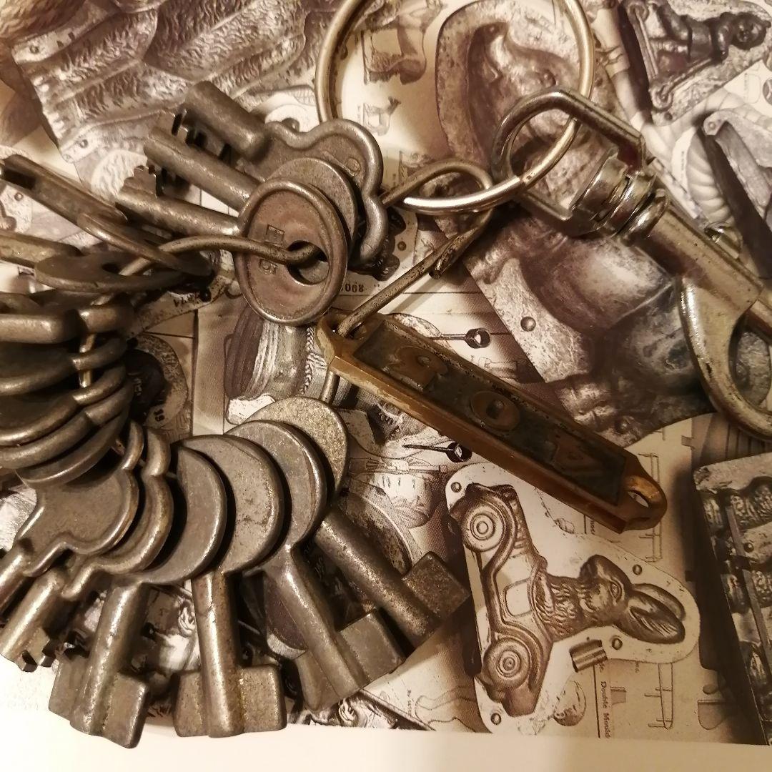 米国製アンティーク キー16本&ナンバー タグ&ナスカン&キーリングの