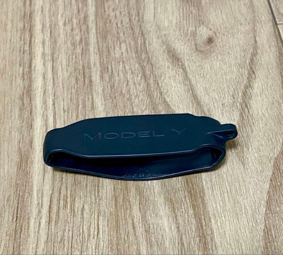 テスラ純正モデル3/Yキーフォブ(新品電池付)、テスラ純正モデルYキーバンド