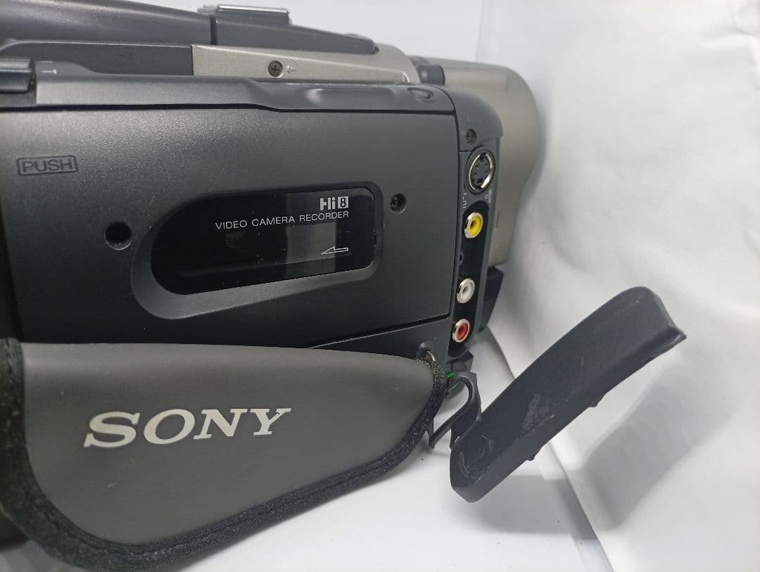 値下げ動作品　SONY Hi8ビデオカメラ　Handycam CCD-TRV95