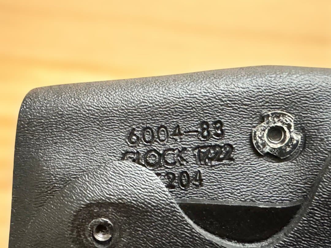 実物美品 Safariland 6004 -83 GLOCK17/22用 左用