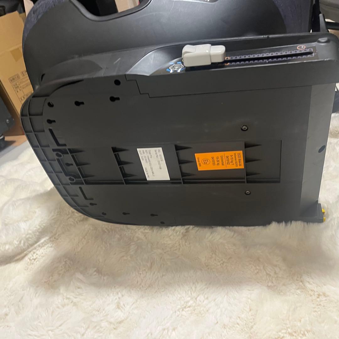美品　マキシコシ　タイタンプロ　チャイルドシート　ジュニアシート　isofix