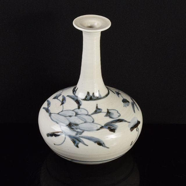 朝鮮美術 李朝 高麗白磁 染付 花文 長頸瓶 - メルカリ